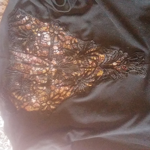 Black with lace back vest - Picture 3 of 3